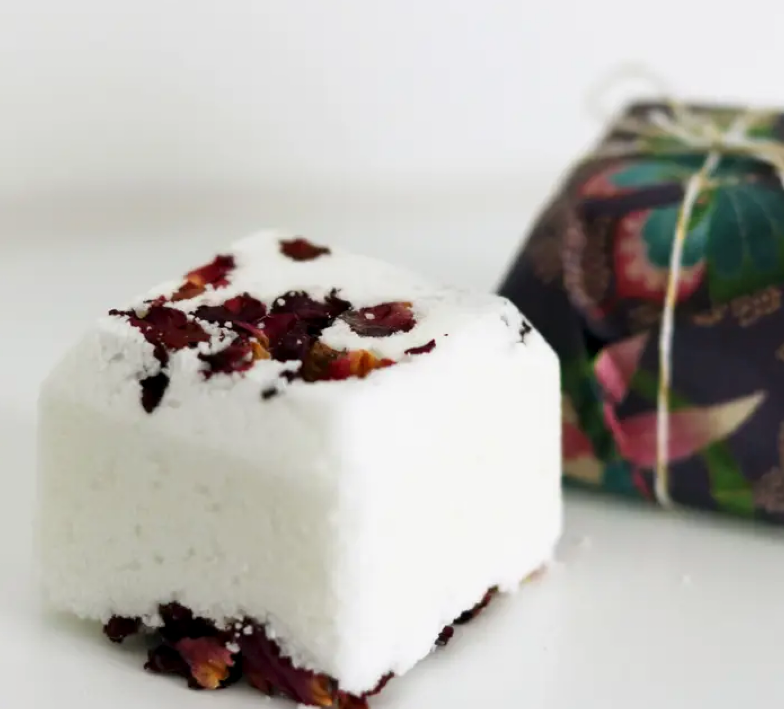 Magnolia and Rose Bath Bomb