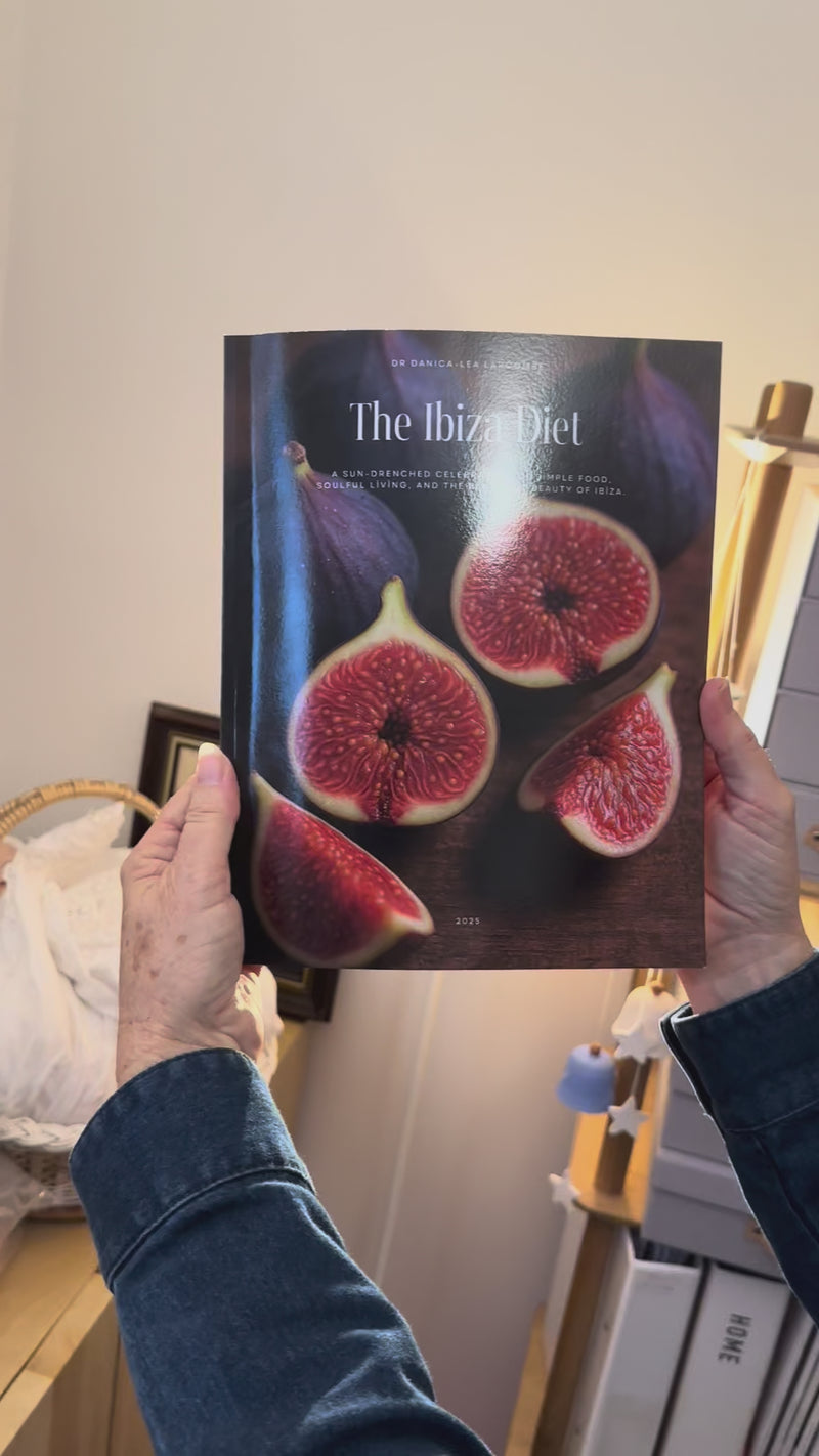 The Ibiza Diet book flip through