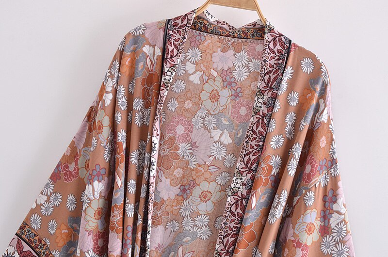 EVOLA Floral Print Short Kimono