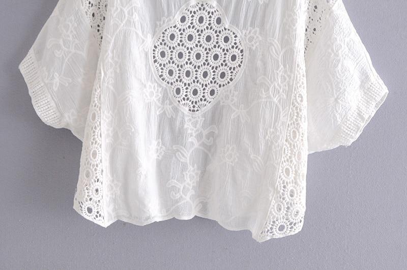 SUSANNA Vintage white/beige lace embroidery blouse (one size) - BohoDreaming